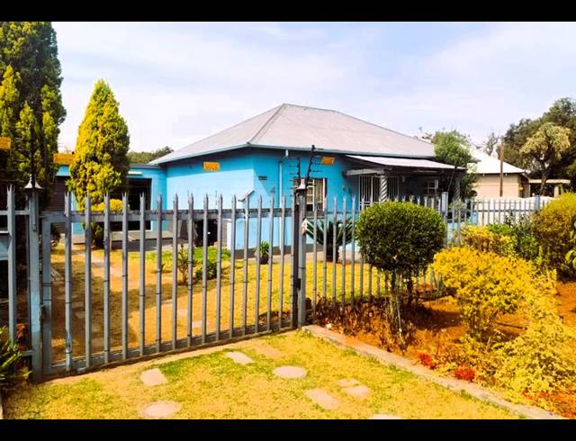 3 BEDROOM HOUSE FOR SALE IN BOKSBURG SOUTH